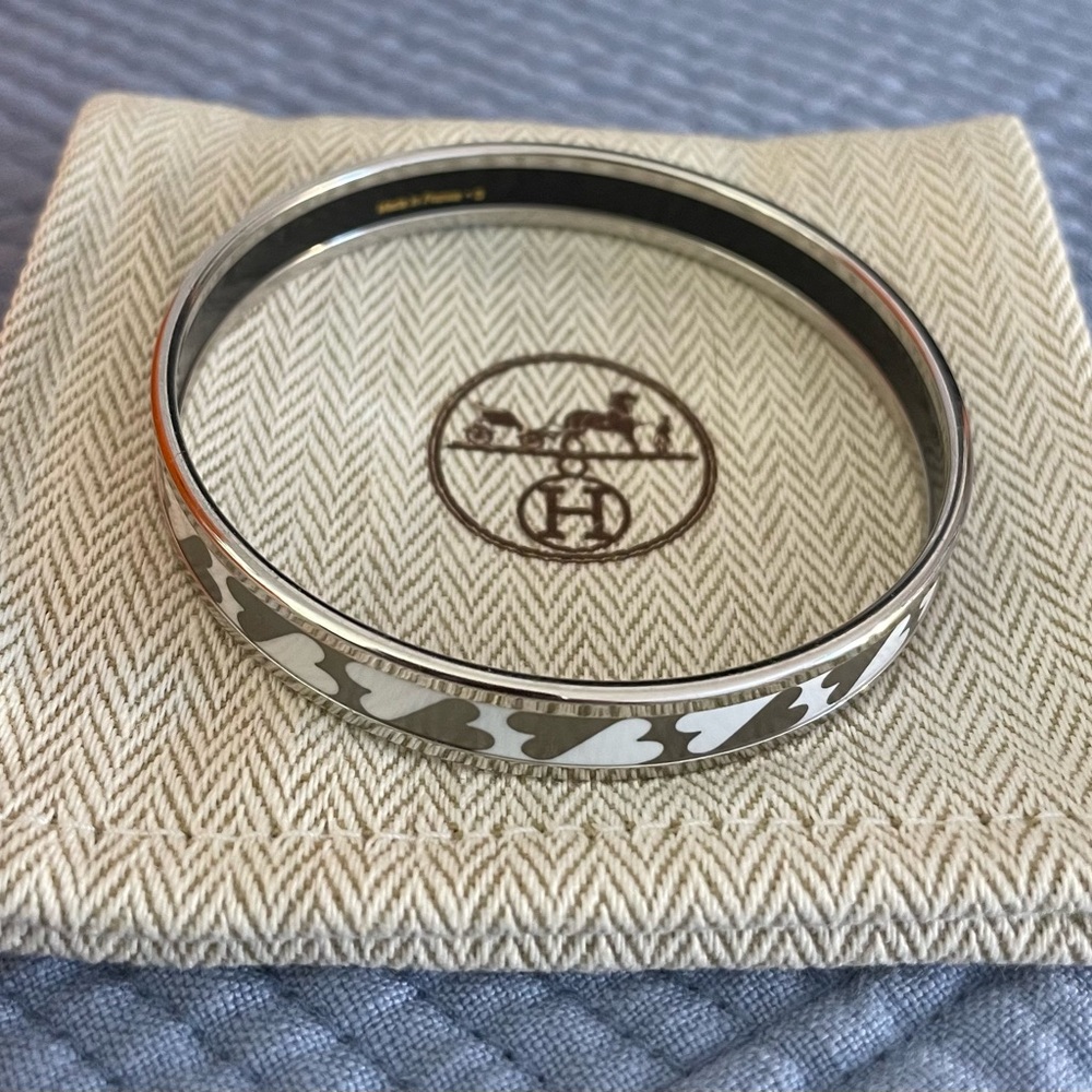 HERMES Bracelet Bangle Fin Cartes A Jouer Enameled Steel 75 C5 Blanc Plat. New.